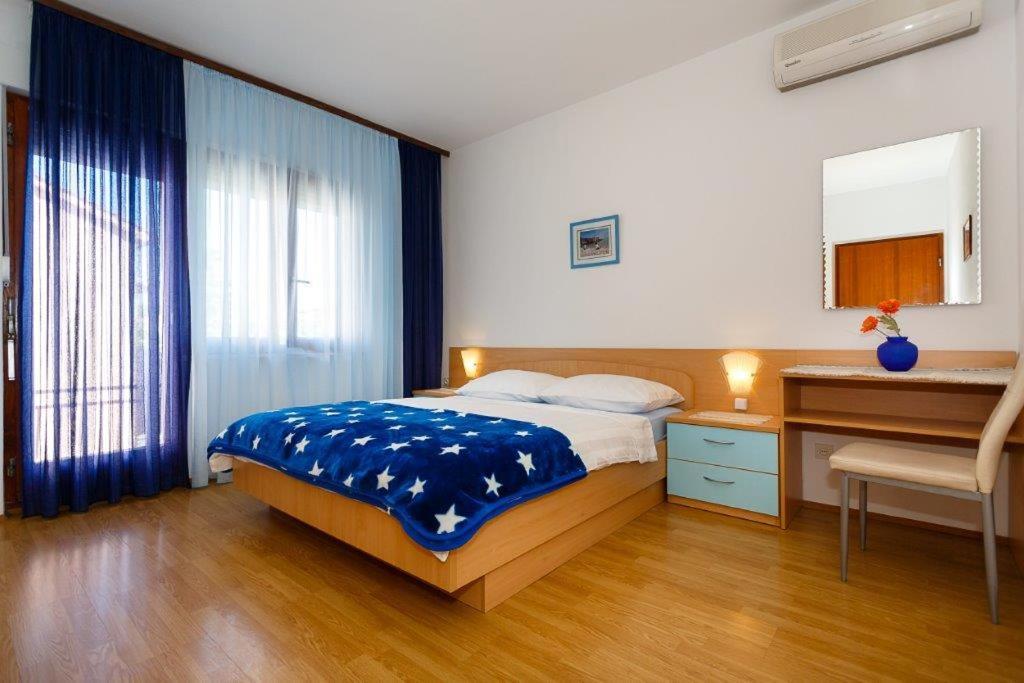 Apartmani Braut Kornić Extérieur photo