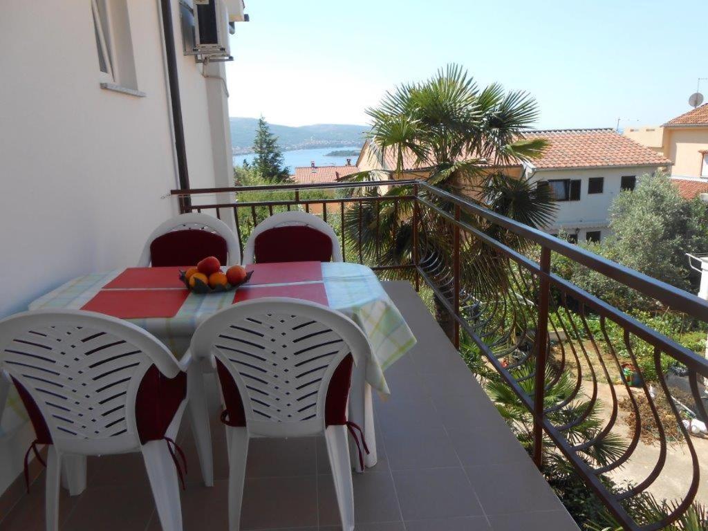 Apartmani Braut Kornić Extérieur photo