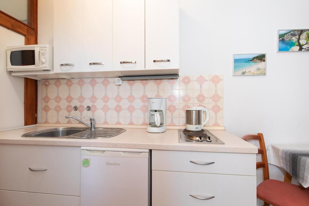 Apartmani Braut Kornić Extérieur photo