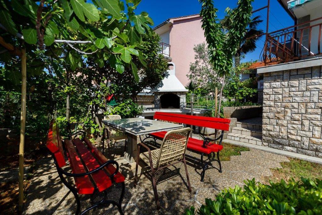 Apartmani Braut Kornić Extérieur photo