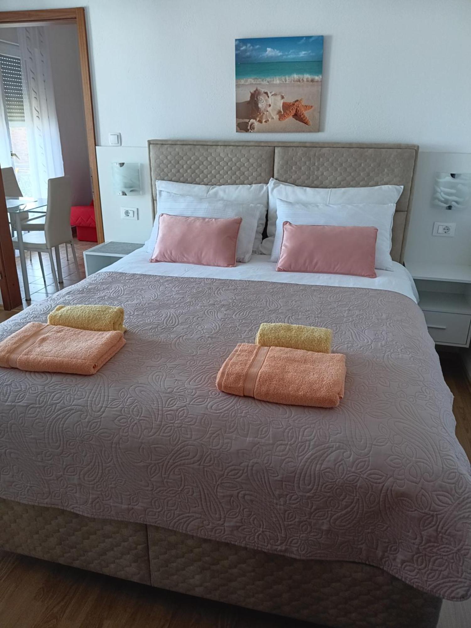 Apartmani Braut Kornić Extérieur photo